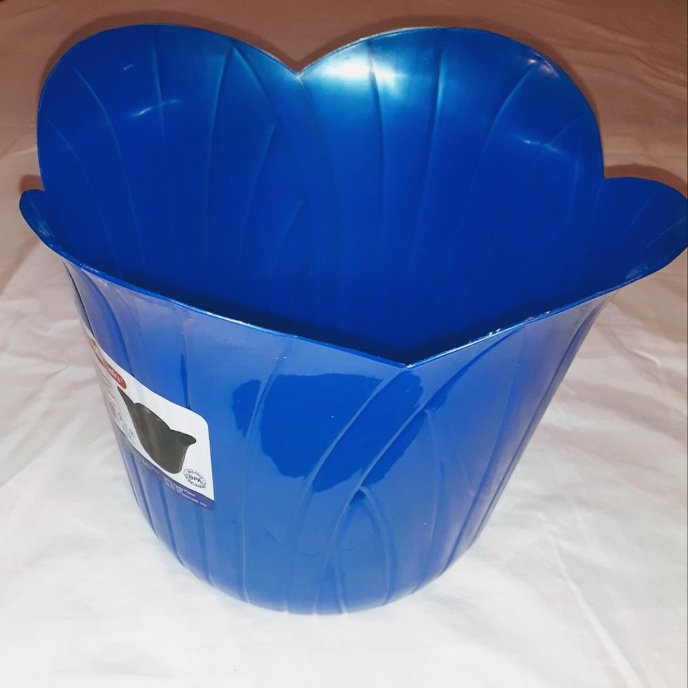 SALE TULIP SHAPE TRASH CAN, 9QT - Blue